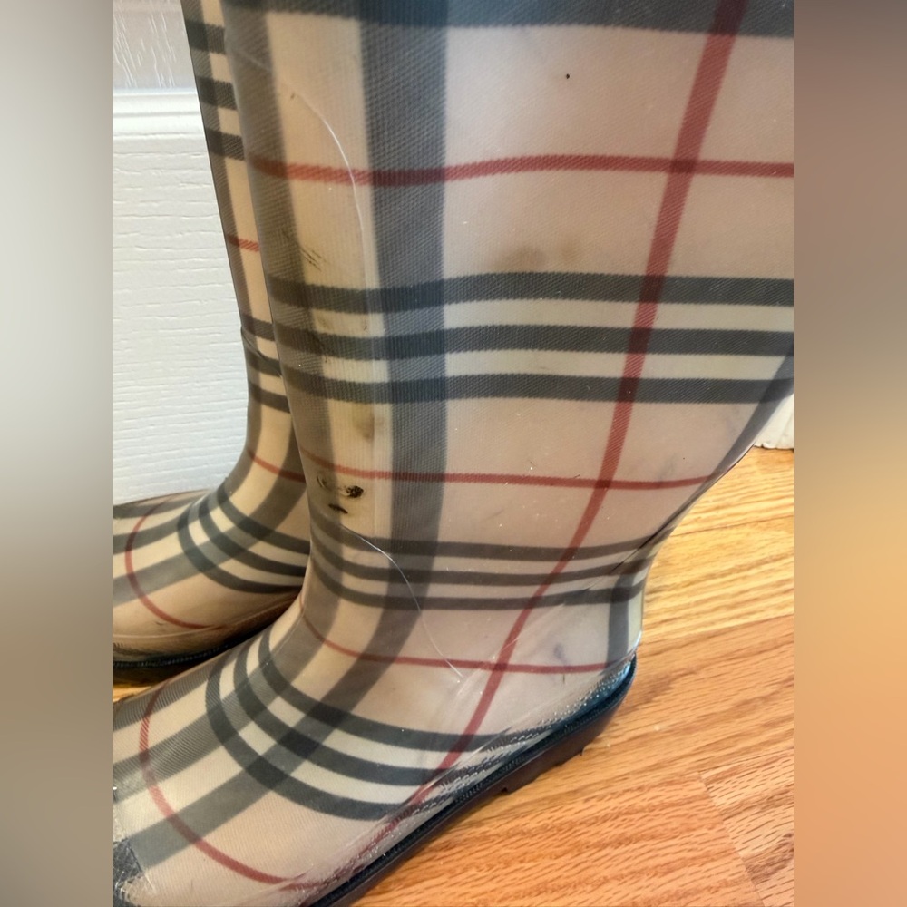 Burberry Plaid Winter Rain Boots - Beige, Red, and Black Size 7 - Picture 6 of 7